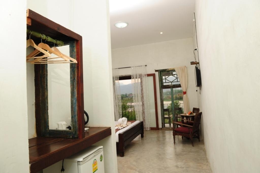Phu-Anna Eco House Hotel Hot Exterior photo