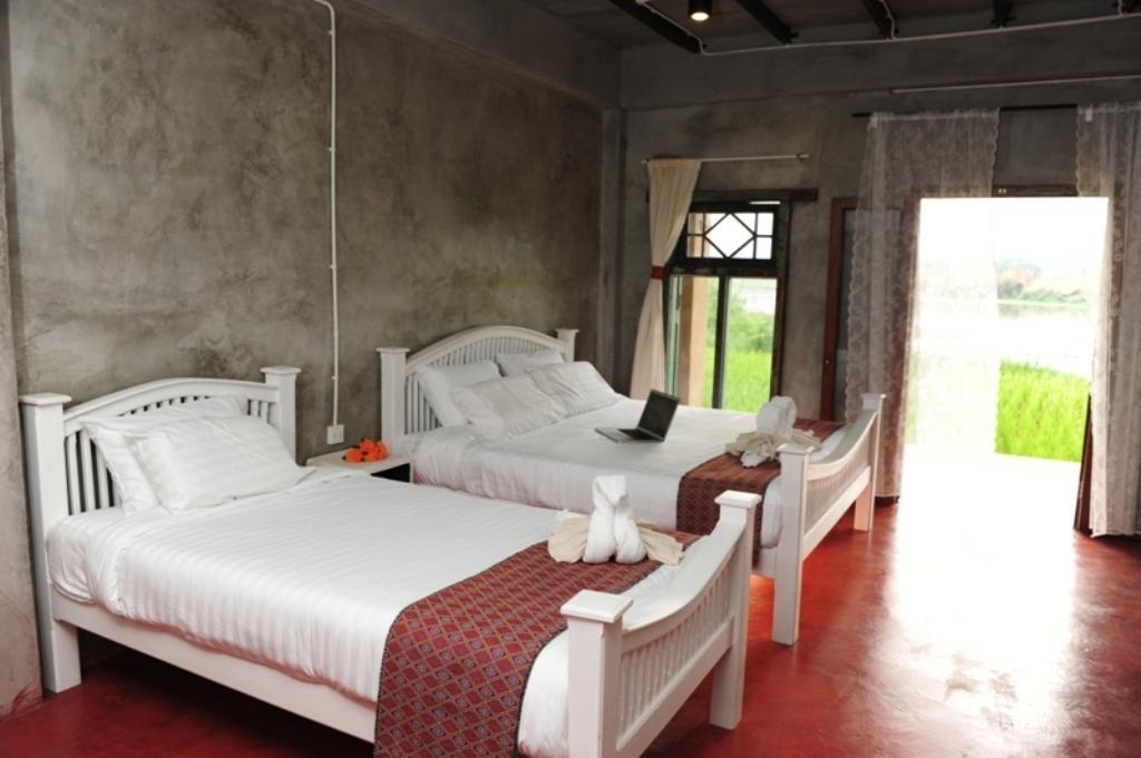 Phu-Anna Eco House Hotel Hot Exterior photo
