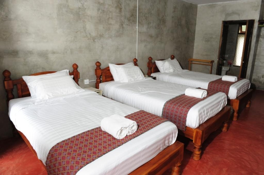 Phu-Anna Eco House Hotel Hot Exterior photo