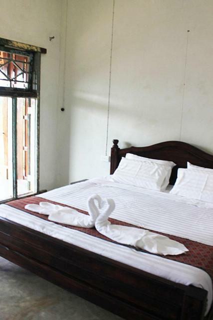 Phu-Anna Eco House Hotel Hot Exterior photo